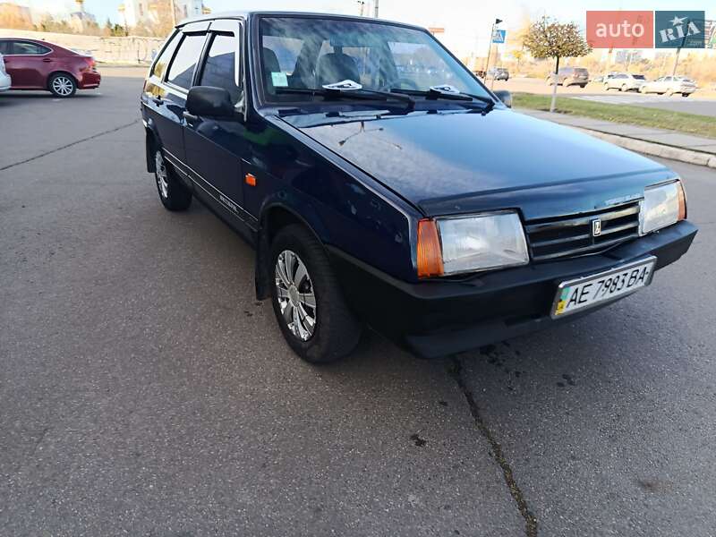 Хэтчбек ВАЗ / Lada 2109 2006 в Кривом Роге