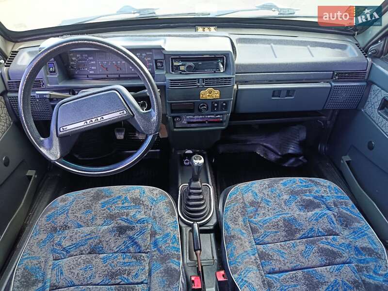 Хэтчбек ВАЗ / Lada 2109 2006 в Кривом Роге