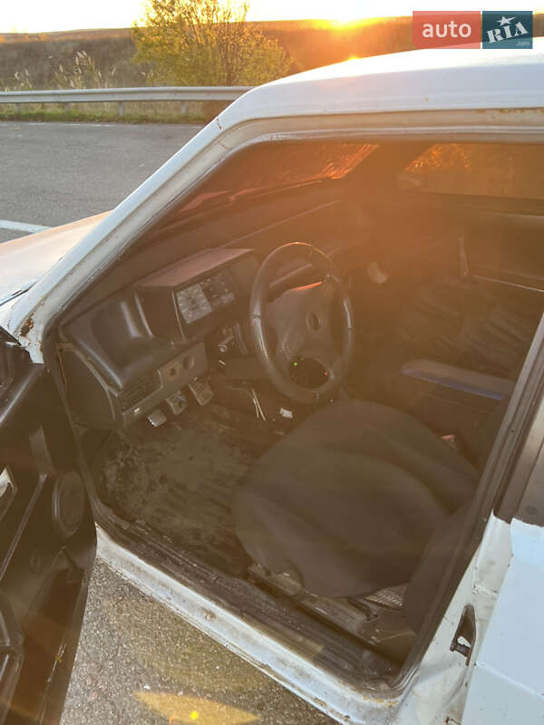 Хетчбек ВАЗ / Lada 2109 1988 в Ширяєвому