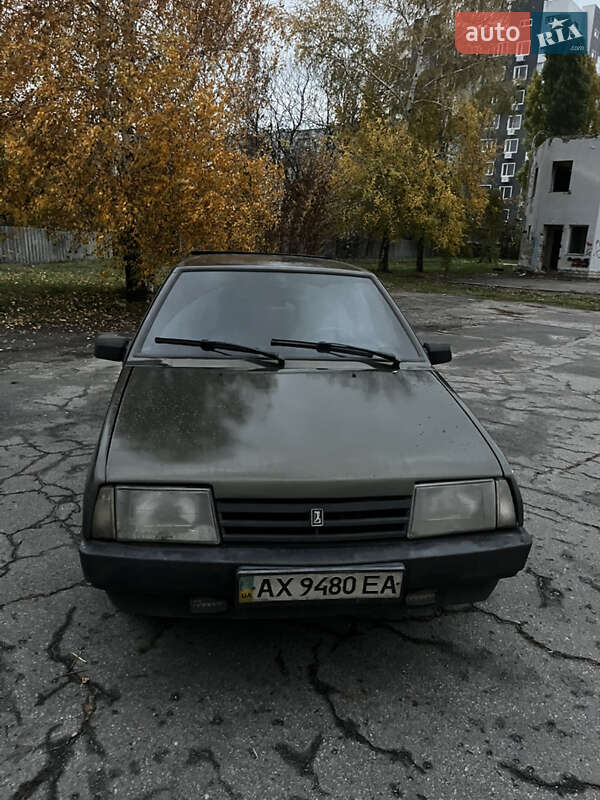 Хэтчбек ВАЗ / Lada 2109 2003 в Харькове фото 2 Хэтчбек ВАЗ / Lada 2109 2003 в Харькове