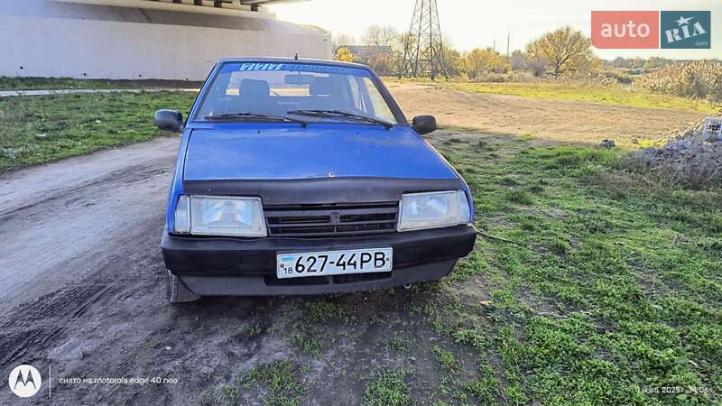 Хетчбек ВАЗ / Lada 2109 1992 в Вознесенську фото 10 Хетчбек ВАЗ / Lada 2109 1992 в Вознесенську