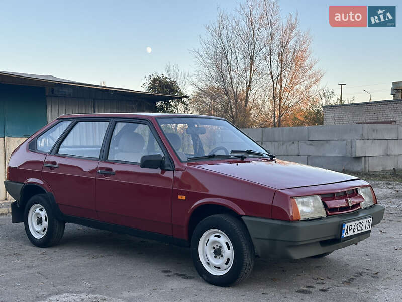 Хэтчбек ВАЗ / Lada 2109 1990 в Запорожье фото 3 Хэтчбек ВАЗ / Lada 2109 1990 в Запорожье