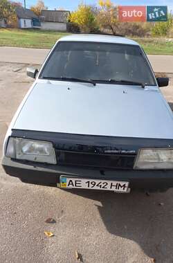 Хетчбек ВАЗ / Lada 2109 2004 в Синельниковому