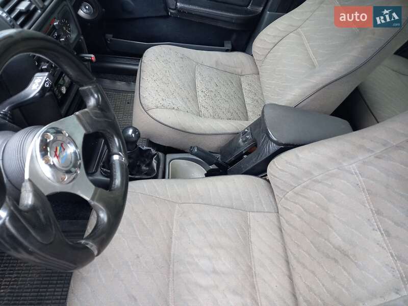 Хэтчбек ВАЗ / Lada 2109 2004 в Синельниково