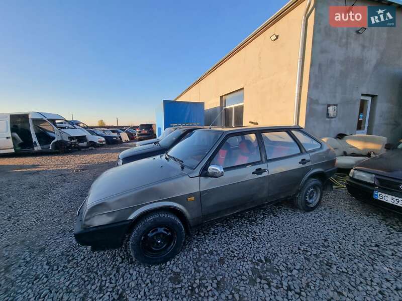 Хэтчбек ВАЗ / Lada 2109 1994 в Кременце фото 11 Хэтчбек ВАЗ / Lada 2109 1994 в Кременце