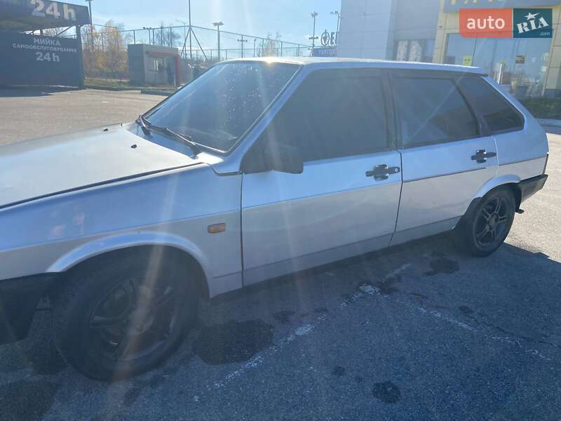 Хетчбек ВАЗ / Lada 2109 2001 в Запоріжжі фото 5 Хетчбек ВАЗ / Lada 2109 2001 в Запоріжжі