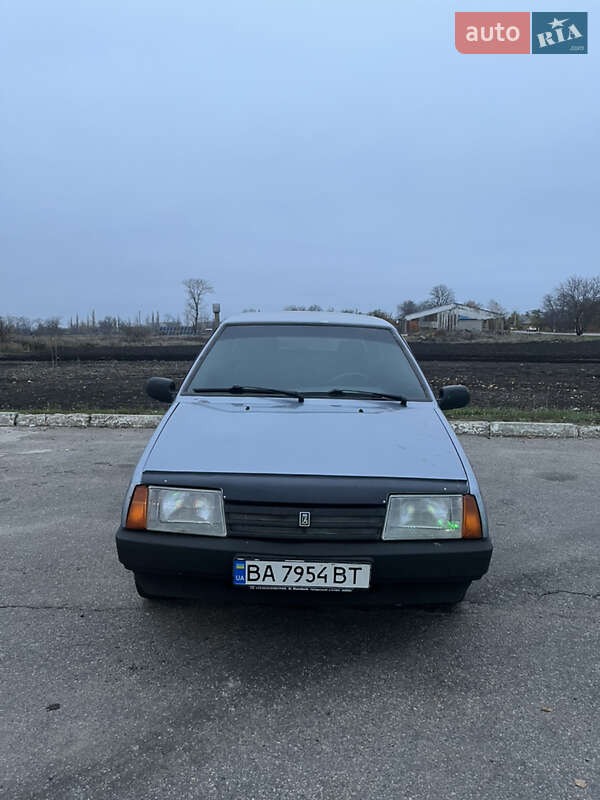 Хэтчбек ВАЗ / Lada 2109 2008 в Малой Виске