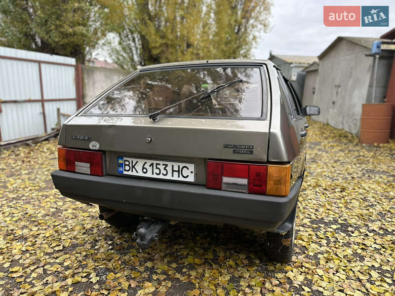 Хетчбек ВАЗ / Lada 2109 2001 в Рівному фото 17 Хетчбек ВАЗ / Lada 2109 2001 в Рівному