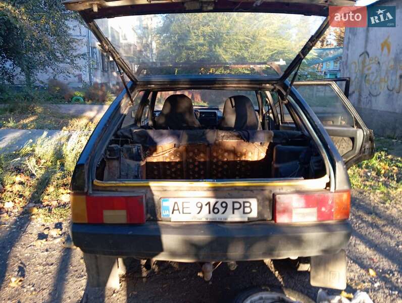 Хэтчбек ВАЗ / Lada 2109 2003 в Кривом Роге фото 13 Хэтчбек ВАЗ / Lada 2109 2003 в Кривом Роге