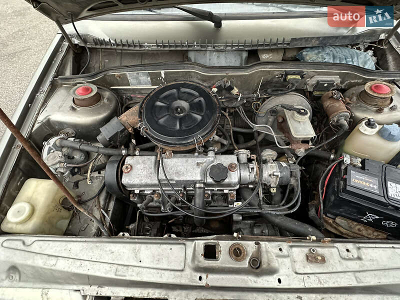 Хэтчбек ВАЗ / Lada 2109 2002 в Харькове