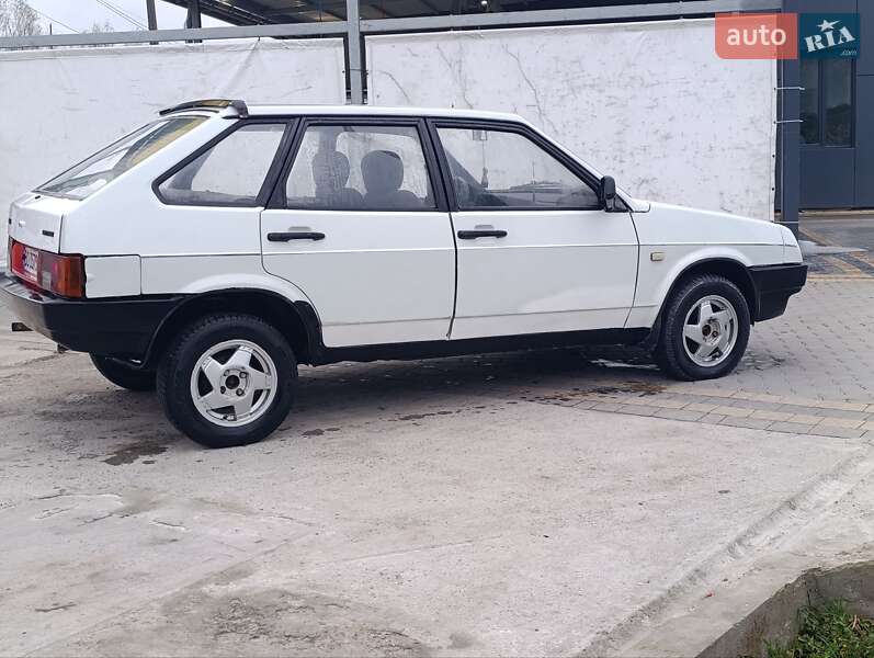 Хетчбек ВАЗ / Lada 2109 1992 в Хоросткові фото 4 Хетчбек ВАЗ / Lada 2109 1992 в Хоросткові