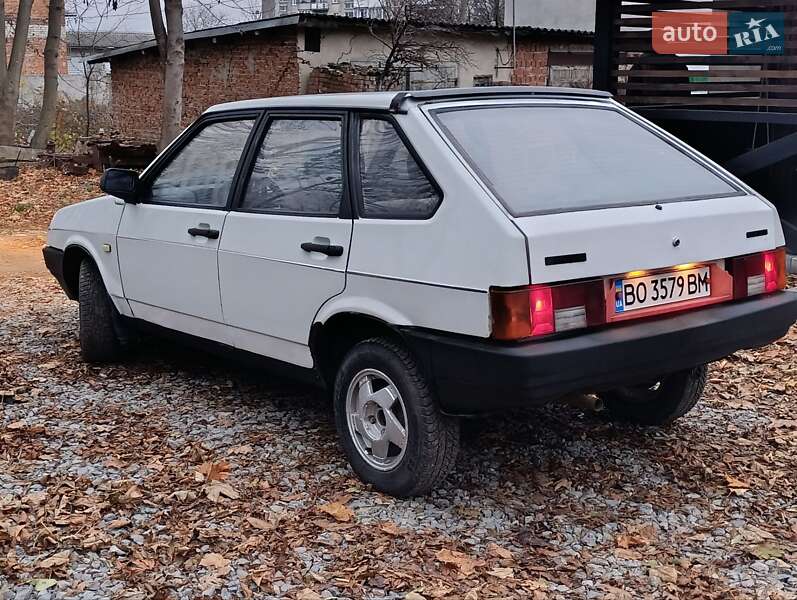 Хетчбек ВАЗ / Lada 2109 1992 в Хоросткові фото 8 Хетчбек ВАЗ / Lada 2109 1992 в Хоросткові