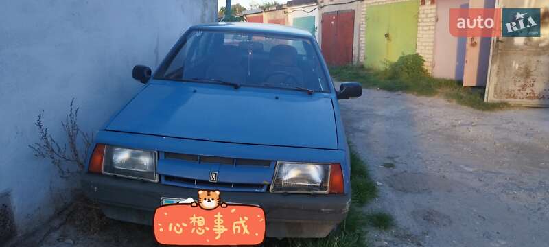 Хетчбек ВАЗ / Lada 2109 1989 в Львові фото 3 Хетчбек ВАЗ / Lada 2109 1989 в Львові