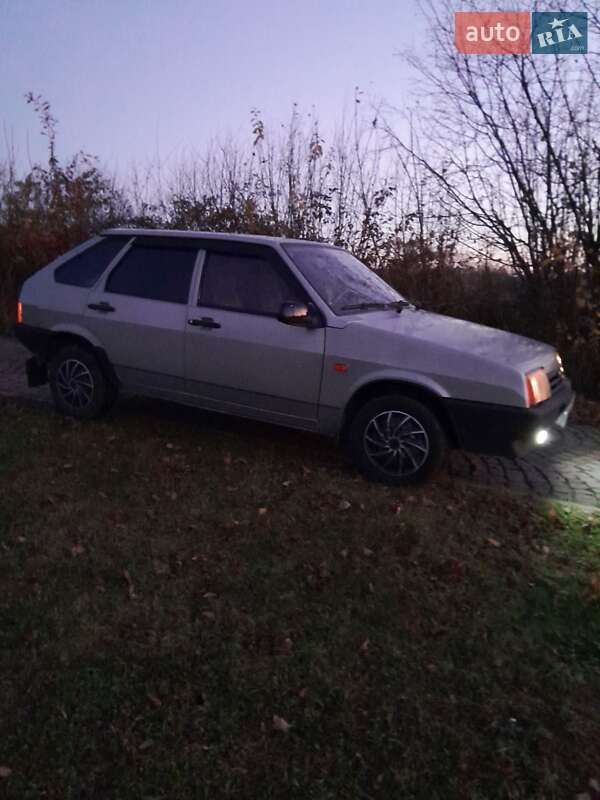 Хэтчбек ВАЗ / Lada 2109 2006 в Мукачево фото 7 Хэтчбек ВАЗ / Lada 2109 2006 в Мукачево