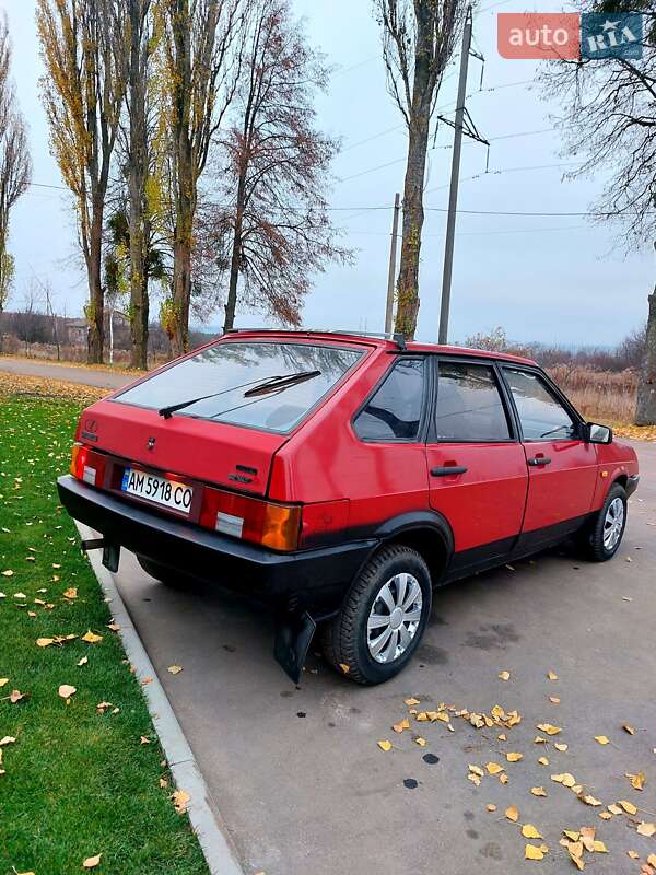Хэтчбек ВАЗ / Lada 2109 1995 в Тростянце фото 10 Хэтчбек ВАЗ / Lada 2109 1995 в Тростянце