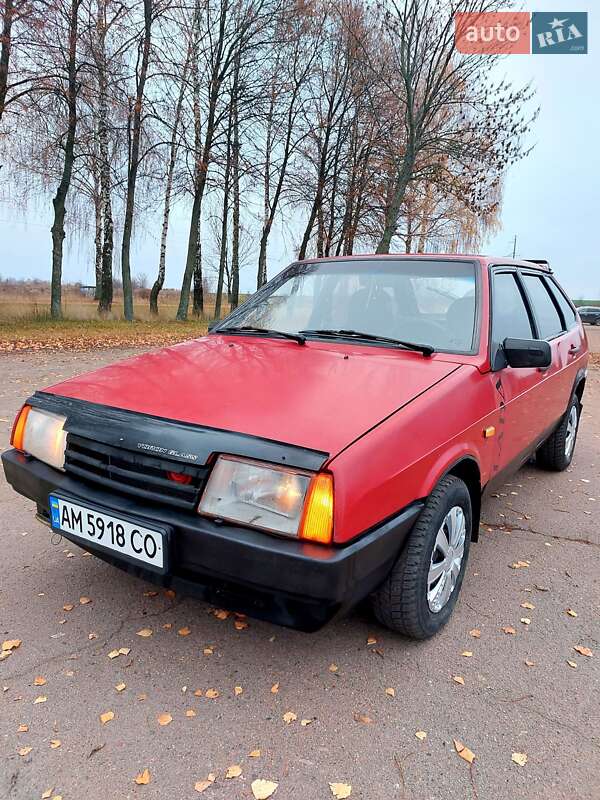 Хэтчбек ВАЗ / Lada 2109 1995 в Тростянце фото 13 Хэтчбек ВАЗ / Lada 2109 1995 в Тростянце