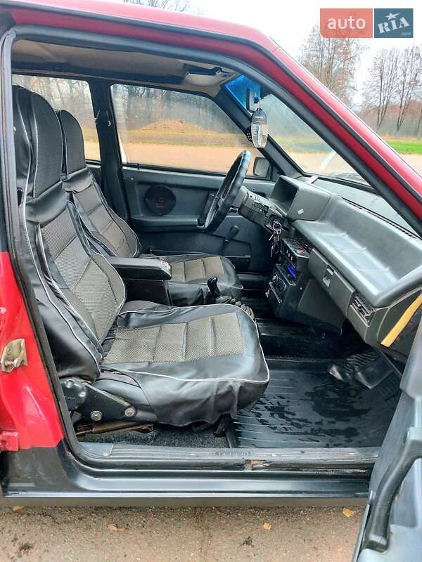 Хэтчбек ВАЗ / Lada 2109 1995 в Тростянце фото 25 Хэтчбек ВАЗ / Lada 2109 1995 в Тростянце