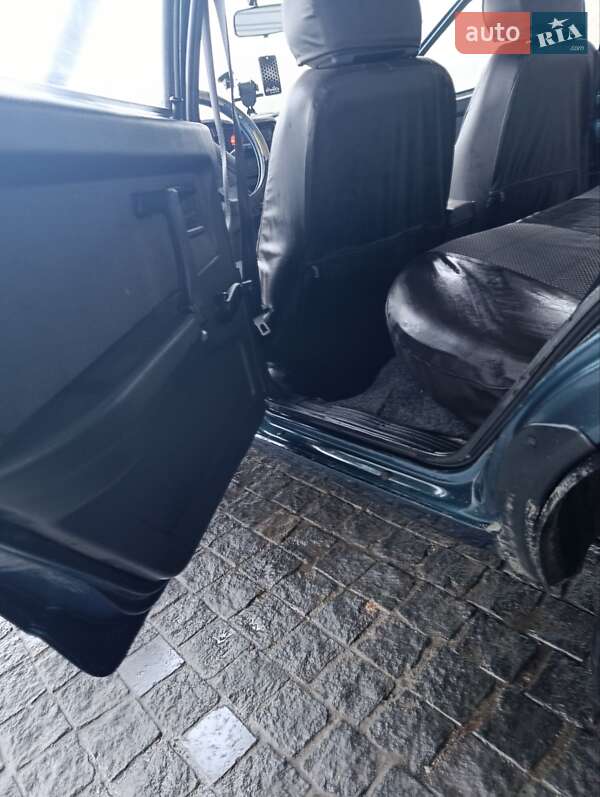 Хетчбек ВАЗ / Lada 2109 2004 в Кам'янському