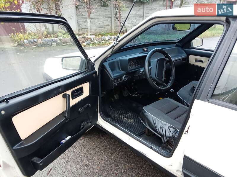 Хэтчбек ВАЗ / Lada 2109 1993 в Николаеве
