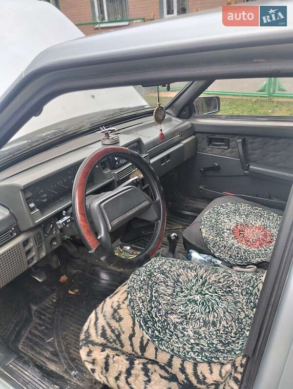 Хетчбек ВАЗ / Lada 2109 2002 в Звенигородці