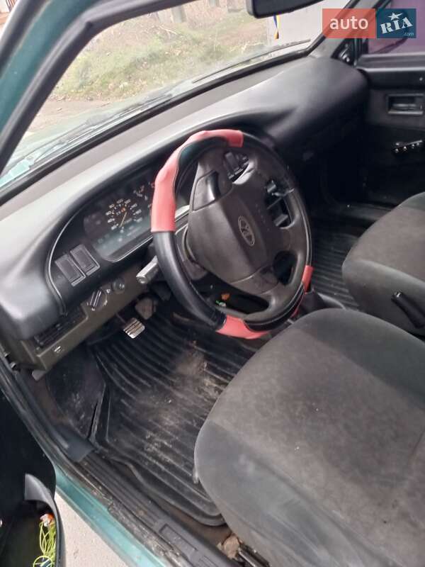 Хэтчбек ВАЗ / Lada 2109 1997 в Турке фото 3 Хэтчбек ВАЗ / Lada 2109 1997 в Турке