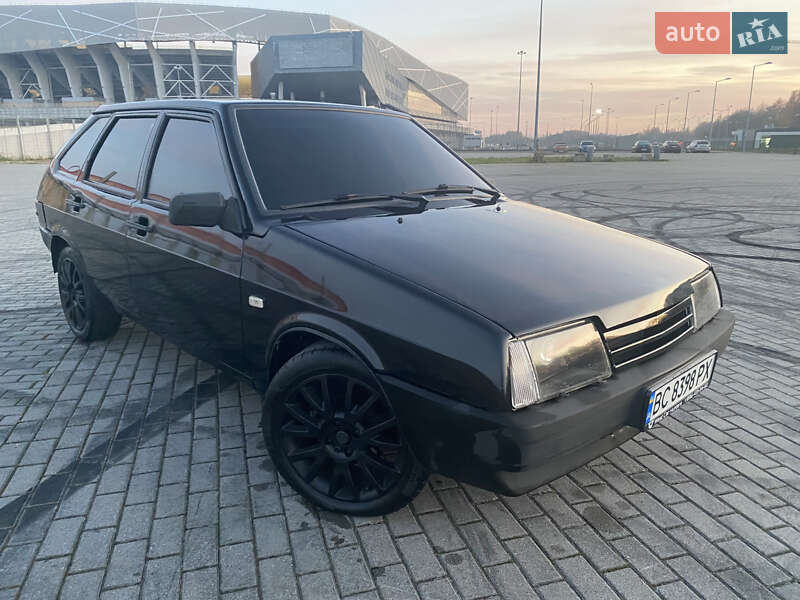 Хетчбек ВАЗ / Lada 2109 2003 в Львові фото 4 Хетчбек ВАЗ / Lada 2109 2003 в Львові