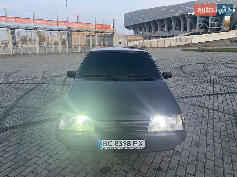 Хетчбек ВАЗ / Lada 2109 2003 в Львові фото 10 Хетчбек ВАЗ / Lada 2109 2003 в Львові