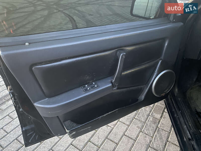 Хетчбек ВАЗ / Lada 2109 2003 в Львові фото 16 Хетчбек ВАЗ / Lada 2109 2003 в Львові