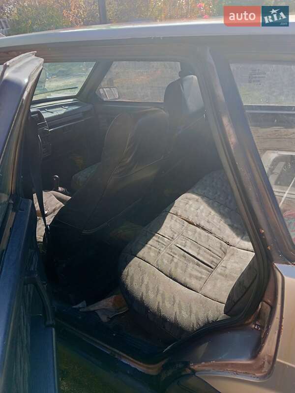 Хэтчбек ВАЗ / Lada 2109 2000 в Николаеве