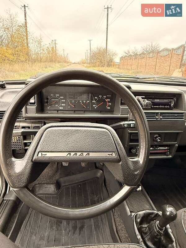 Хэтчбек ВАЗ / Lada 2109 2005 в Софиевке