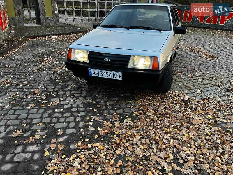 Хетчбек ВАЗ / Lada 2109 1988 в Івано-Франківську
