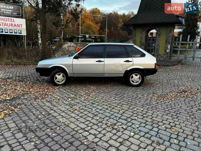 Хетчбек ВАЗ / Lada 2109 1988 в Івано-Франківську