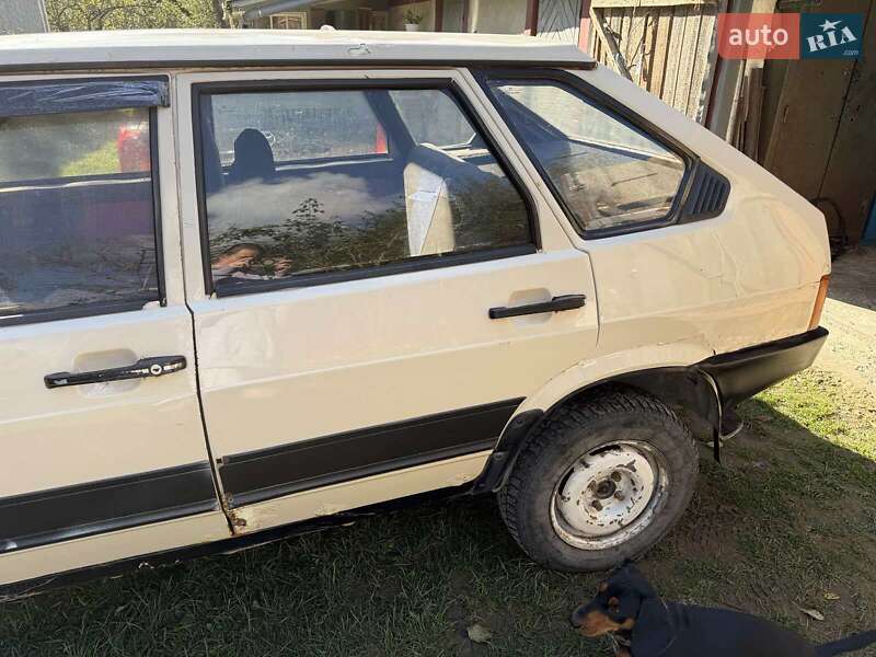 Хетчбек ВАЗ / Lada 2109 1988 в Дунаївцях