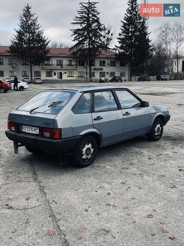 Хетчбек ВАЗ / Lada 2109 2002 в Валках фото 5 Хетчбек ВАЗ / Lada 2109 2002 в Валках