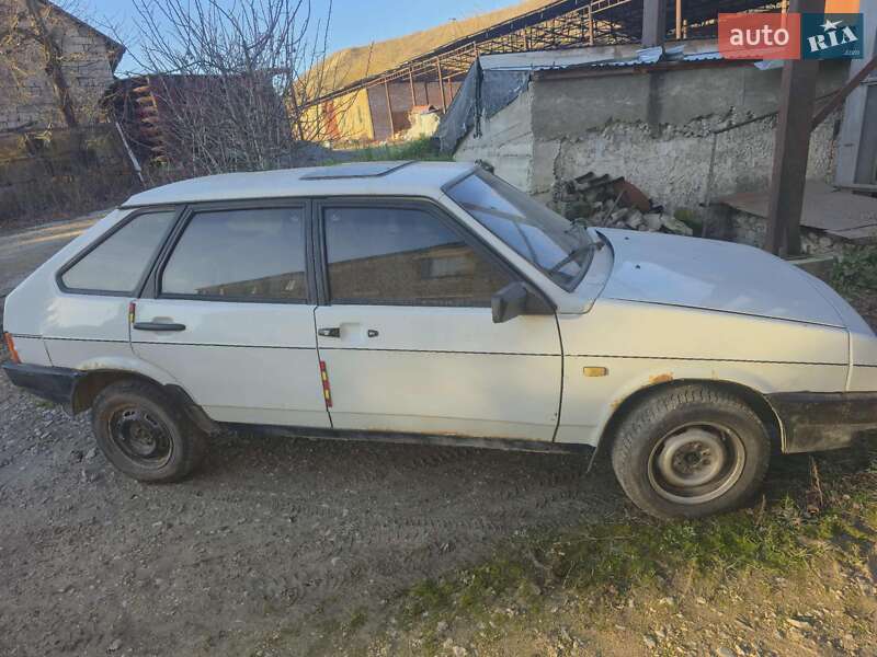 ВАЗ / Lada 2109 1991 ВАЗ / Lada 2109 1991