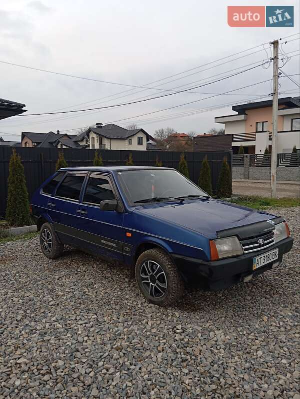 Хетчбек ВАЗ / Lada 2109 2002 в Коломиї фото Хетчбек ВАЗ / Lada 2109 2002 в Коломиї