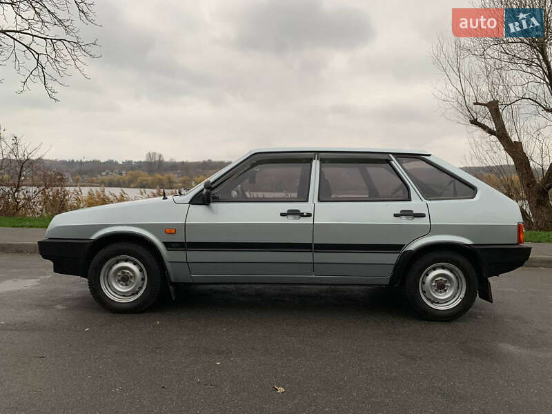 Хетчбек ВАЗ / Lada 2109 1998 в Василькові фото 5 Хетчбек ВАЗ / Lada 2109 1998 в Василькові
