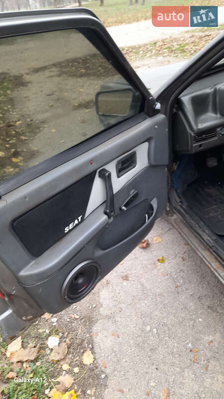 Хэтчбек ВАЗ / Lada 2109 1989 в Никополе фото 5 Хэтчбек ВАЗ / Lada 2109 1989 в Никополе