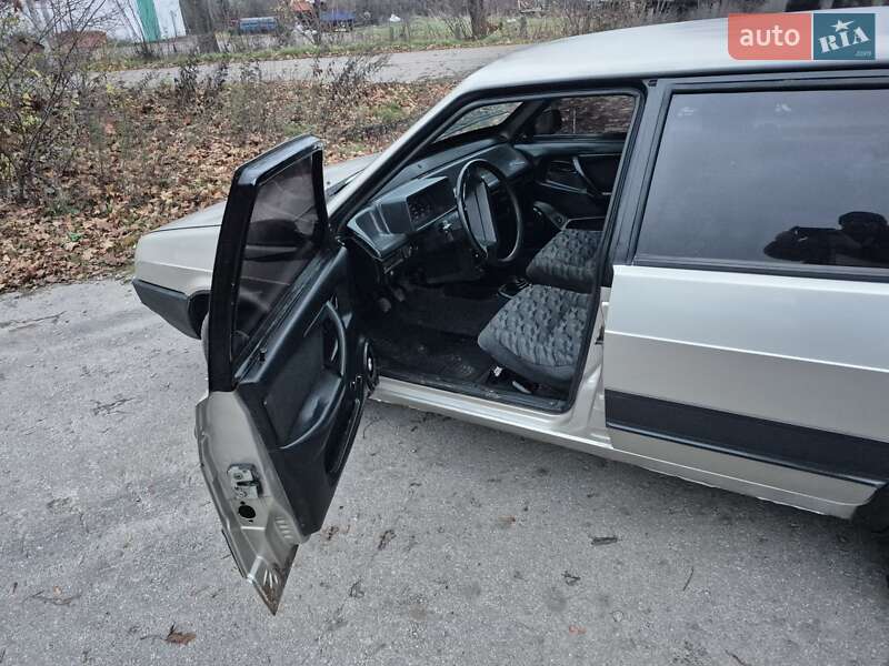 Хетчбек ВАЗ / Lada 2109 1996 в Умані