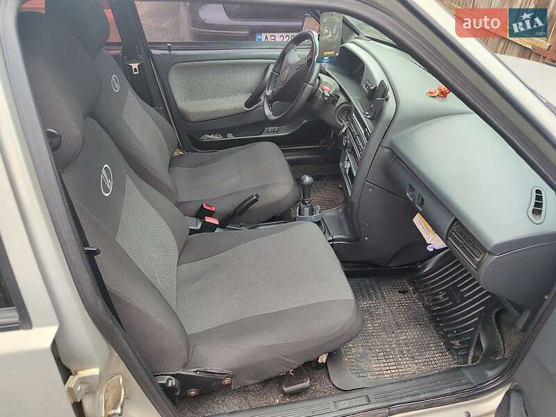 Хэтчбек ВАЗ / Lada 2109 2009 в Виннице