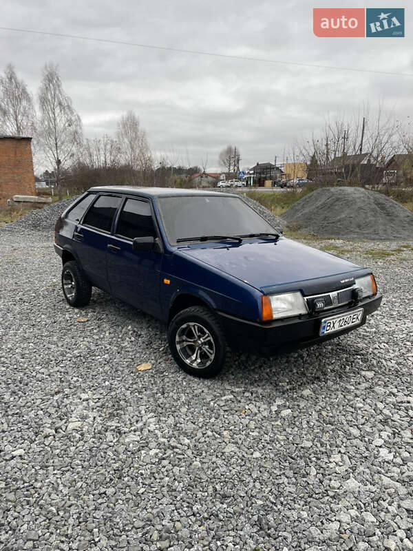 Хетчбек ВАЗ / Lada 2109 2004 в Шепетівці