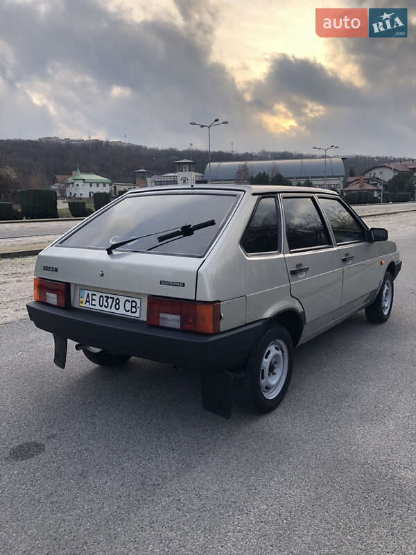 Хэтчбек ВАЗ / Lada 2109 2007 в Днепре фото 6 Хэтчбек ВАЗ / Lada 2109 2007 в Днепре