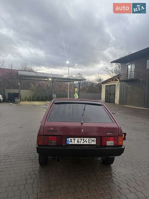 Хэтчбек ВАЗ / Lada 2109 2006 в Надворной