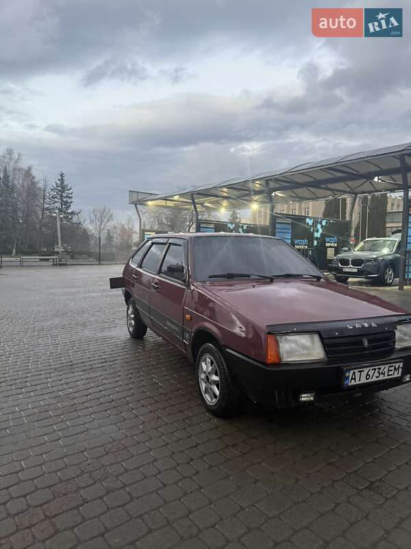 Хэтчбек ВАЗ / Lada 2109 2006 в Надворной