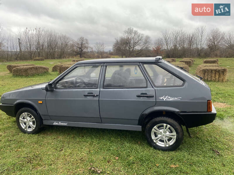 Хетчбек ВАЗ / Lada 2109 2002 в Калинівці