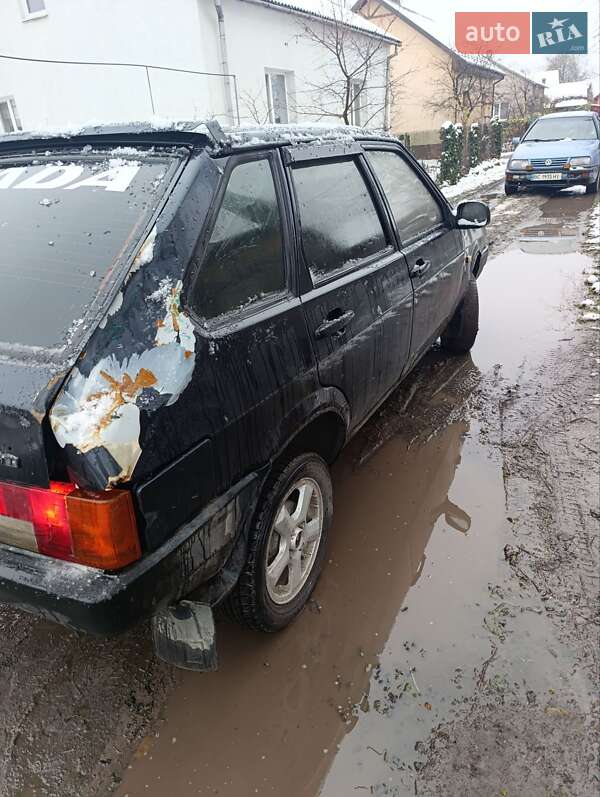 Хэтчбек ВАЗ / Lada 2109 2003 в Бродах