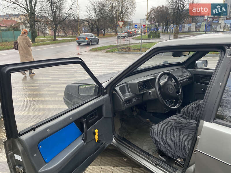 Хетчбек ВАЗ / Lada 2109 1991 в Ужгороді