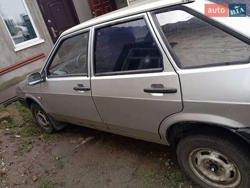 Хэтчбек ВАЗ / Lada 2109 1991 в Радомышле