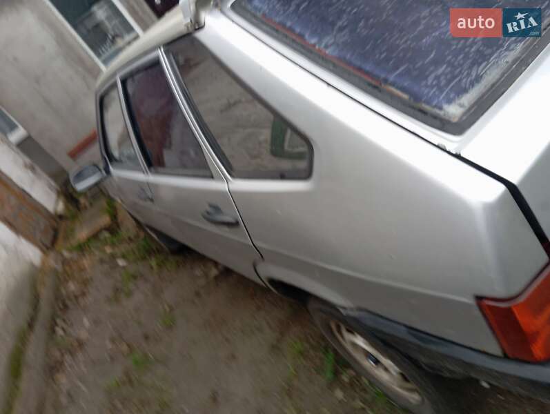 Хэтчбек ВАЗ / Lada 2109 1991 в Радомышле