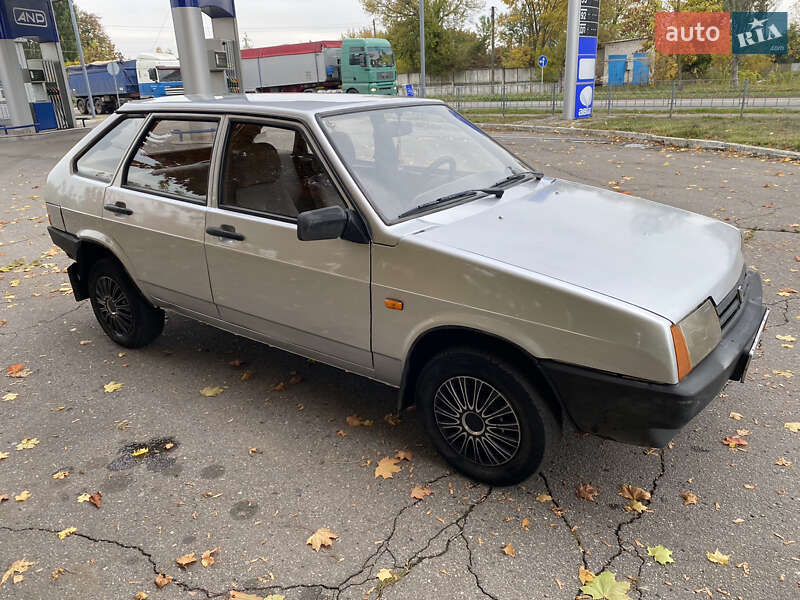 Хетчбек ВАЗ / Lada 2109 2011 в Конотопі